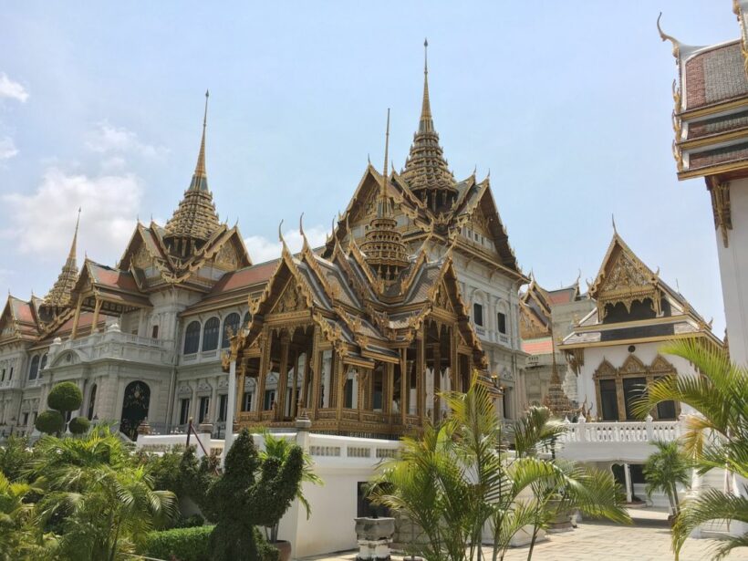 รู้จักโคลง “ราชสวัสดิ์” หลักปฏิบัติผู้รับใช้ใกล้ชิดพระมหากษัตริย์ | The Thaiger