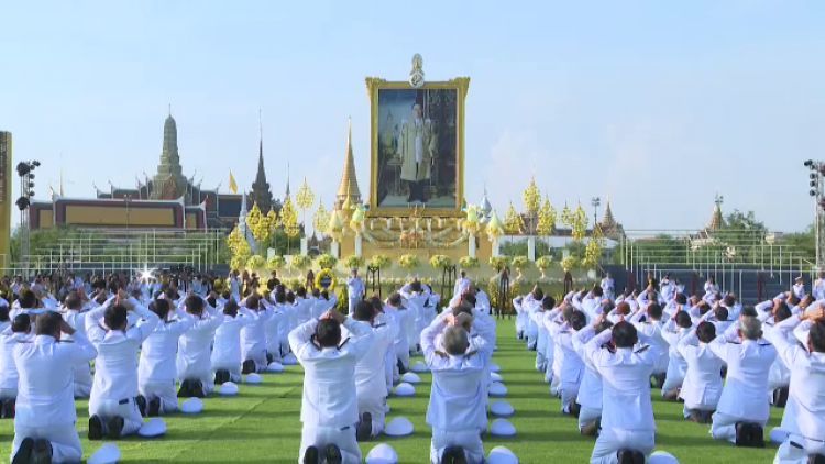 Thais commemorate the passing of beloved King Bhumibol Adulyadej