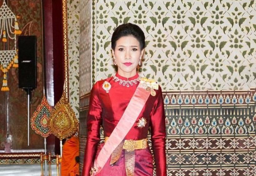 ย้อนเส้นทาง ประวัติอดีตเจ้าคุณพระสินีนาฏ พิลาสกัลยาณี | The Thaiger