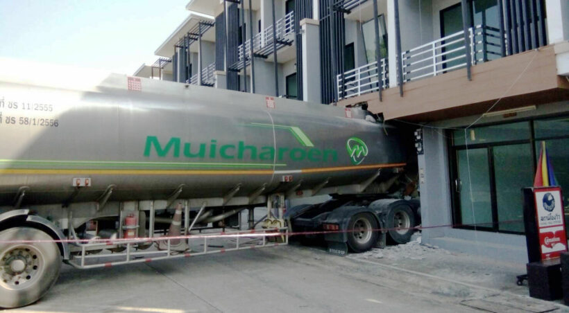 Driver of gas tanker falls asleep, ploughs into building in Chiang Rai