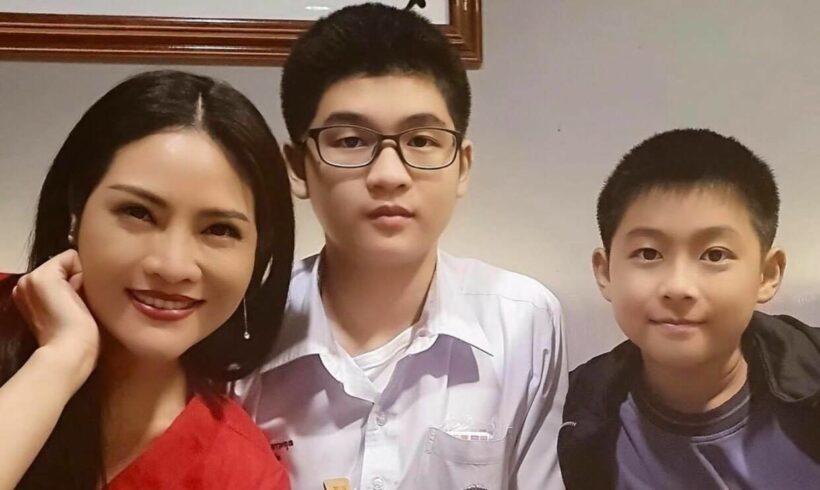 อรอนงค์ เปิดใจชีวิตหลังหย่า สวยขึ้น ลูกชายหวง | The Thaiger
