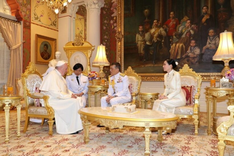 สมเด็จพระสันตะปาปาฟรานซิส เข้าเฝ้า ในหลวง-พระราชินี | The Thaiger
