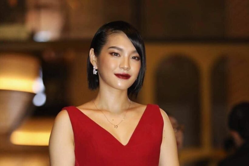 เฌอปราง BNK48 ร่วมงาน GQ เผยลุคเข้มชุดแดงสุดแซ่บ | The Thaiger