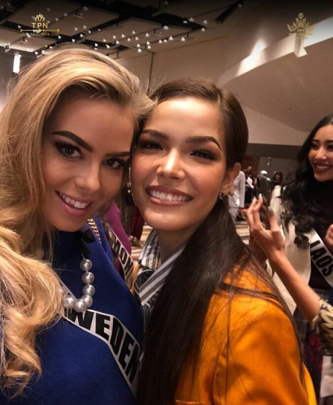 ส่องลุค ฟ้าใส ปวีณสุดา เก็บตัว Miss Universe 2019 วันที่ 2 | The Thaiger
