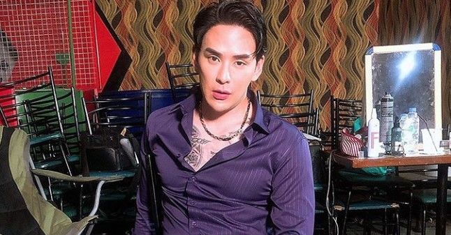 แทค ภรัณยู บอกโพสต์แค่ล้อเล่น รักนักข่าวทุกคน | The Thaiger