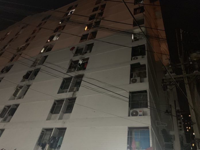 เด็กหญิง 13 เหยื่อขืนใจดิ่งตึกฆ่าตัวตาย แม่ร่ำไห้แทบขาดใจ | News by The Thaiger