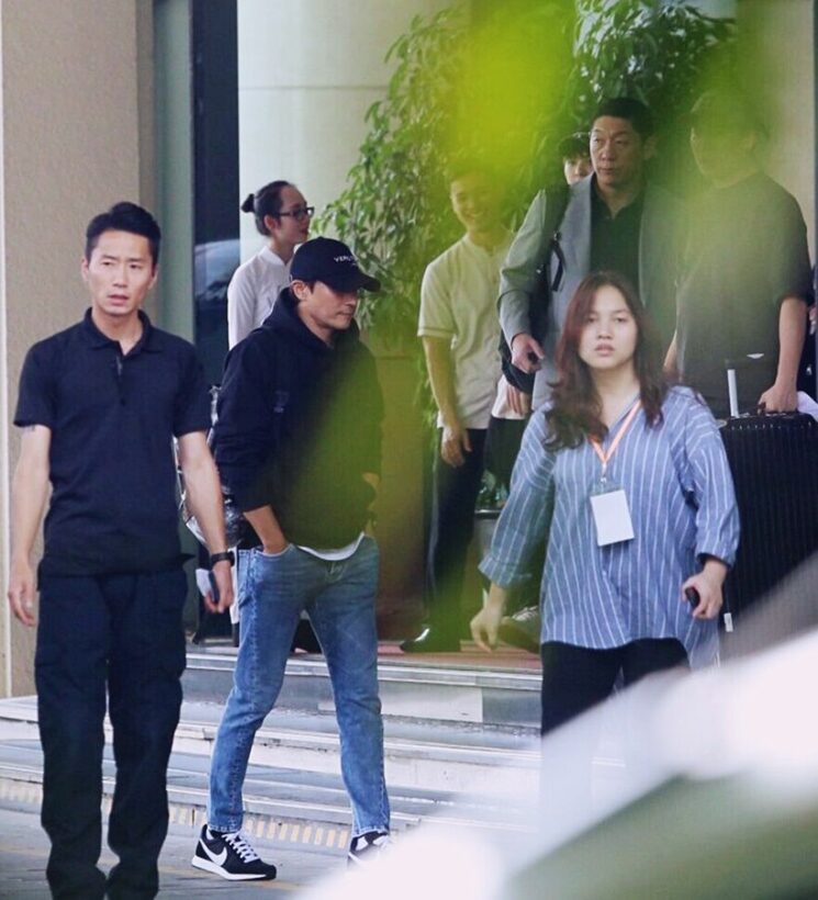 Tài tử Jang Dong Gun đi dạo ở Hà Nội trước khi lên đường về Hàn Quốc | News by Thaiger