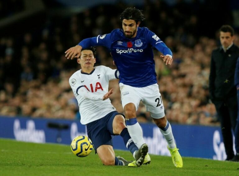 Andre Gomes được phẫu thuật thành công – vẫn là nốt trầm trong sự nghiệp | News by The Thaiger