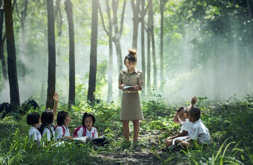 สมัครสอบครูผู้ช่วยกทม พรุ่งนี้วันสุดท้าย! | The Thaiger