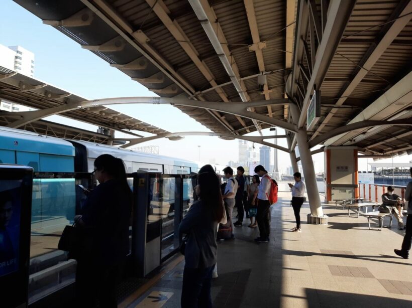 PM2.5 กรุงเทพมีแนวโน้มสูงขึ้น เริ่มมีผลกระทบต่อสุขภาพ | The Thaiger