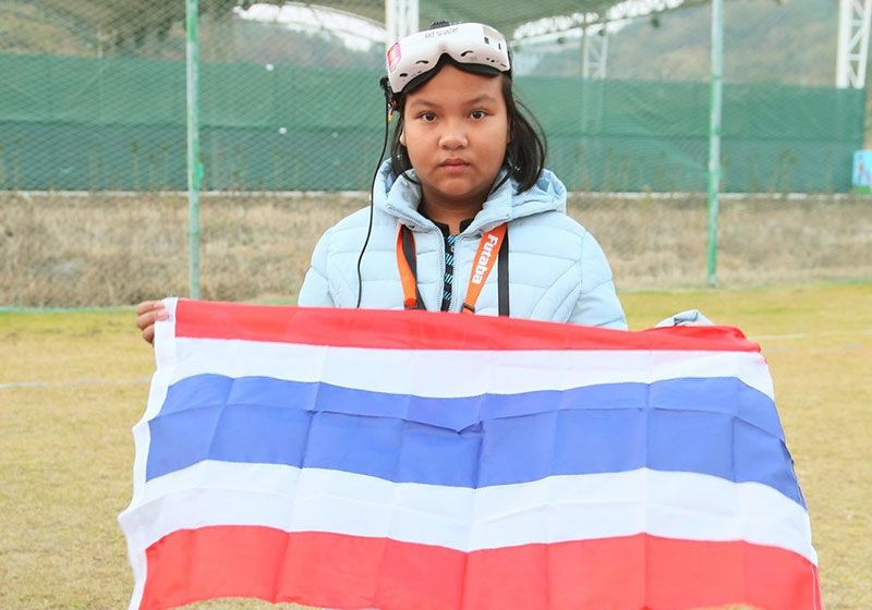 เด็กไทยเจ๋ง ‘น้องมิลค์’ ป้องกันแชมป์แข่งบินโดรน 2 สมัยซ้อน | The Thaiger