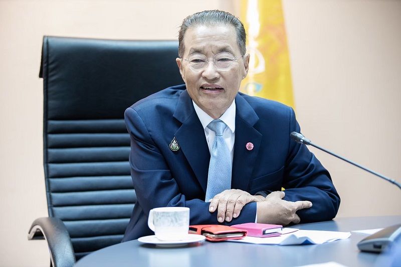 กระทรวงแรงงานใจดีให้ของขวัญปีใหม่ เพิ่มค่าแรง ให้เงินกู้ ตรวจสุขภาพฟรี | The Thaiger