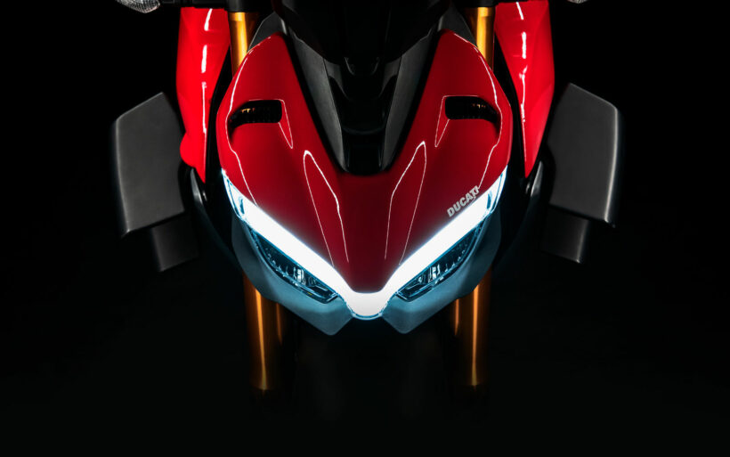 Ducati StreetFighter V4 สเปคระดับซุปเปอร์ไบค์ ในคราบสปอร์ตเนกเก็ต | News by The Thaiger
