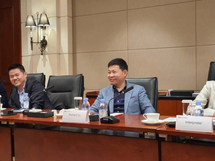 Huawei เตรียมเปิดตัวเรือธงรุ่นใหม่ มีนา ปีกน้า คาดเป็นตระกูล P40 | News by The Thaiger