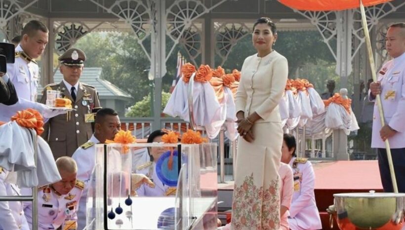 สมเด็จพระเจ้าลูกเธอ เจ้าฟ้าสิริวัณณวรีฯ ทรงบำเพ็ญพระราชกุศล วันคล้ายวันประสูติ | The Thaiger