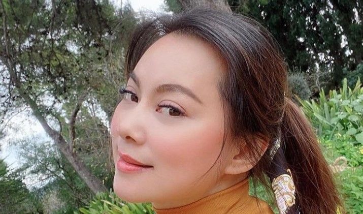 บุ๋ม ปนัดดา ถูกส่งข้อความจีบวันละเกือบพันข้อความ | The Thaiger