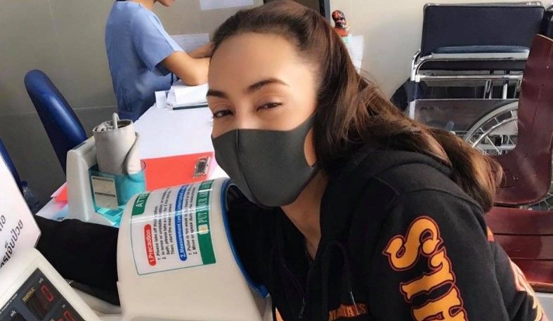 แคทรียา อินละครหนัก ล้มป่วยเข้าโรงพยาบาล | The Thaiger