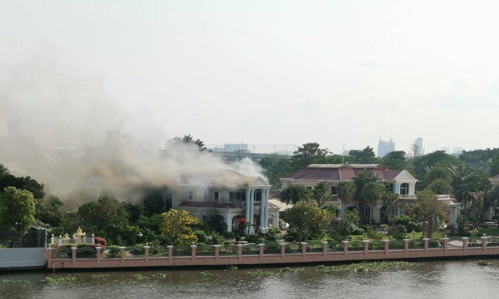 Nonthaburi mansion fire burns away damages valued at 10 million baht