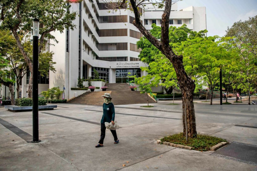 Nearly 300,000 Bangkok school students stay at home today as a measure to reduce air pollution