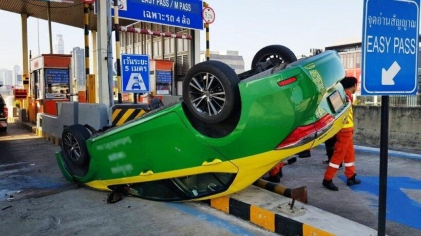 Bangkok taxi driver dies after flipping his car on toll road