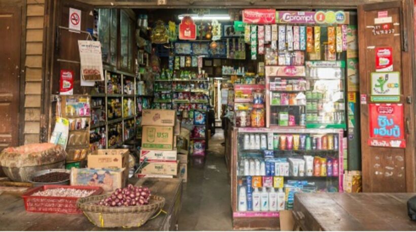 ร้านโชห่วยขายดี หลังงดใช้ถุงพลาสติก | The Thaiger