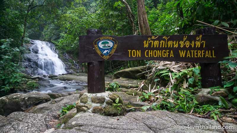 Australian rescued after falling from the top of Ton Chongfa waterfall in Phang Ngan