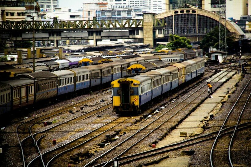 นั่งรถไฟเฮ 10 มกรา เปิดจองตั๋วรถไฟล่วงหน้า ช่วงเทศกาลสงกรานต์ | The Thaiger