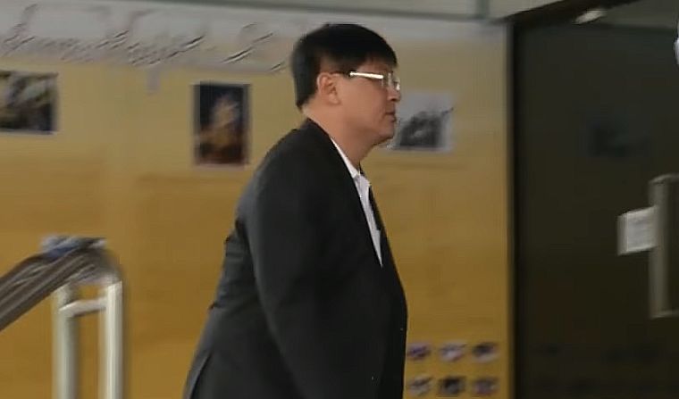 ศาลสั่งจำคุก สรยุทธ์ 6ปี 24เดือน ไม่รอลงอาญา เพื่อนๆต่างร้องไห้ | The Thaiger