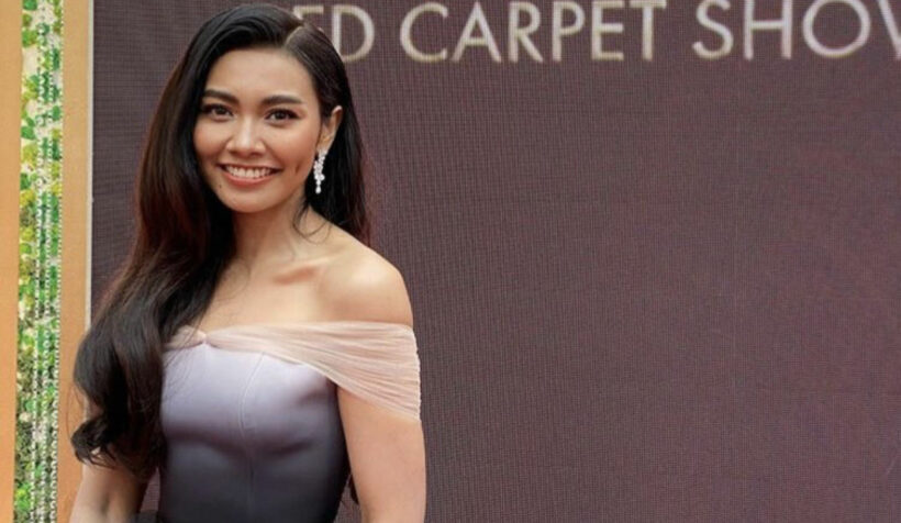 ส่องลุคแก้ม วิชญาณี เดินพรมแดงออสการ์ 2020 สุดปัง | The Thaiger
