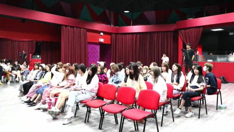 แฟนคลับประกาศหยุดกิจกรรมสนับสนุน BNK48 ดราม่าใช้พื้นที่เธียร์เตอร์ | The Thaiger