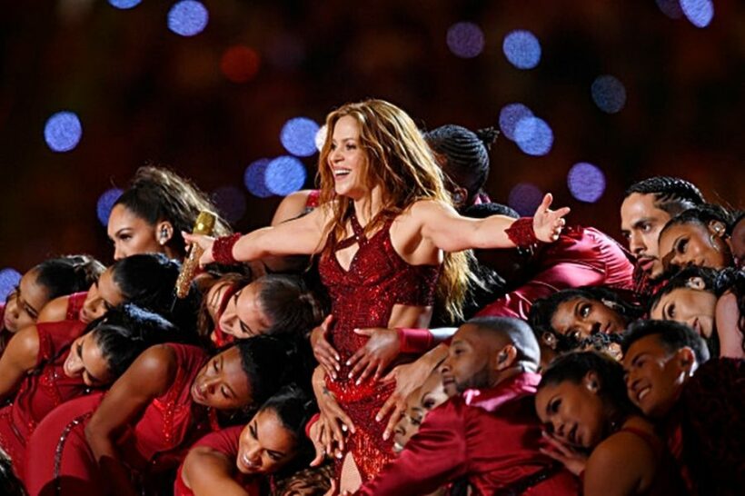 Shakira và Jennifer Lopez giúp ratings của Super Bowl 2020 tăng vọt | News by Thaiger