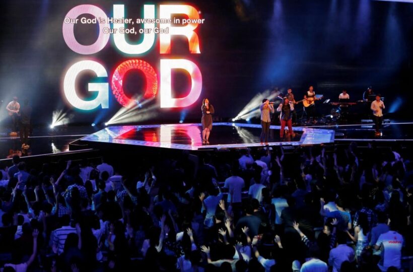 Singapore megachurch suspends services, goes online