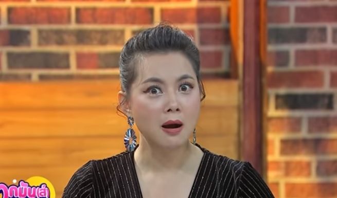 บุ๊กโกะ เฉลยพระเอกกินงู บุ๋ม ปนัดดาถึงกับอึ้ง! (คลิป) | The Thaiger