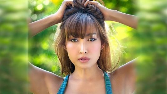 นางแบบตัวแม่สุดเซ็กซี่ เป็นหนี้หนีหาย เจ้าหนี้แจ้งความแล้ว | The Thaiger