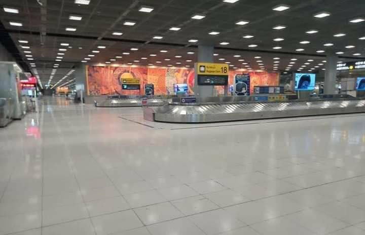 “Where is everyone?” – Suvarnabhumi airport deserted on Saturday night