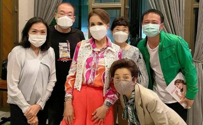 ทูลกระหม่อมฯ ทรงห่วง ผีน้อย นับพันกลับไทย แนะควรกักตัว | The Thaiger