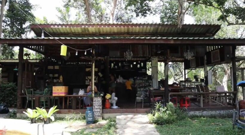 ผีน้อยเข้าร้านอาหารดังภูเก็ต สั่งปิด 3 วัน | The Thaiger