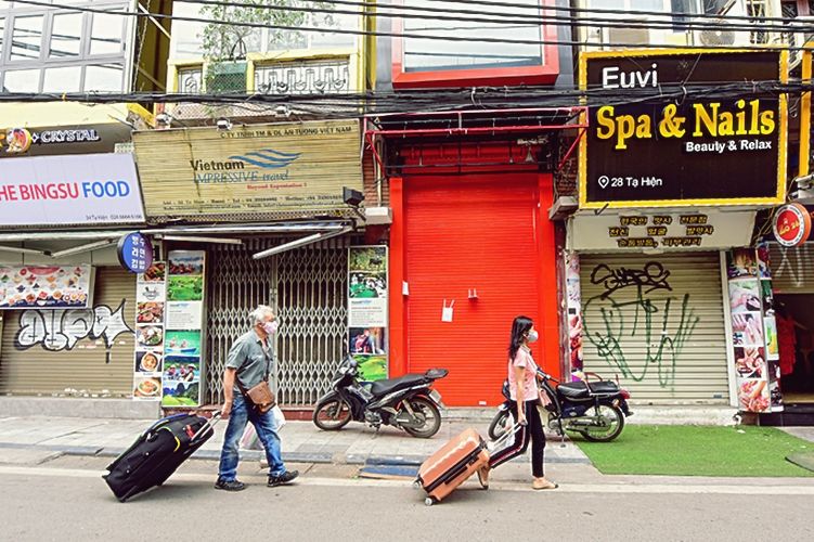 Covid-19: Hà Nội vắng tanh sau lệnh đóng cửa hàng dịch vụ | News by The Thaiger