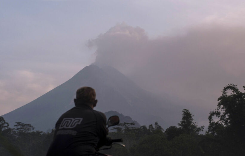 Mt Merapi erupts, closes Adi Sumarmo International Airport in Indonesia