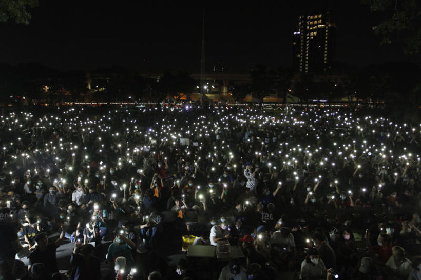 Students say they’ll increase protests until PM stands down