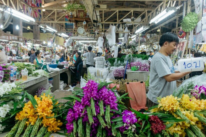 Bangkok City Hall closes more venues, but 3 types allowed to reopen