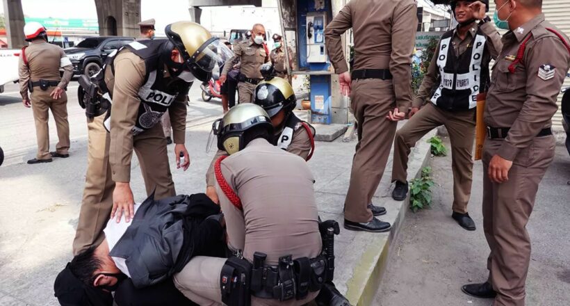 Desperate police officer nabbed trying to rob a bank in Chachoengsao