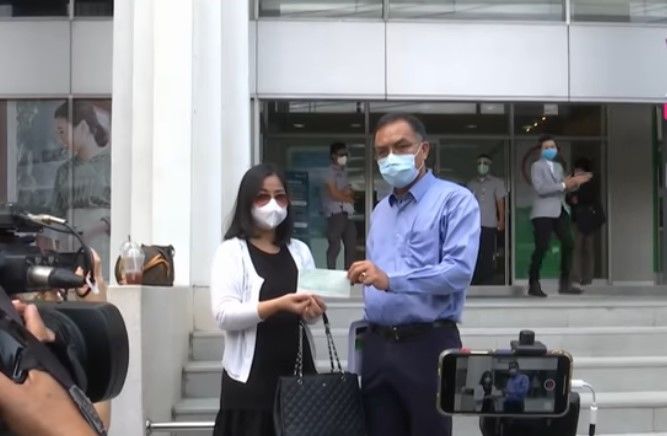 ศรราม ให้ทนายนำเช็ค 9 แสน คืนผู้เสียหาย ปมหน้ากากอนามัย | The Thaiger