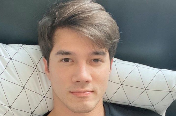 มิกค์ ทองระย้า นำข้าวสาร 790 กก. ถวายวัดแจกทานชาวบ้าน | The Thaiger