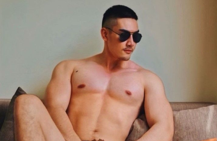 สิงโต สหรัฐต์ อวดหุ่นกักตัวสุดเซ็กซี่ หายใจไม่ทั่วท้อง! | The Thaiger