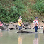 25 more arrested entering Thailand by wading across river from Malaysia | Thaiger