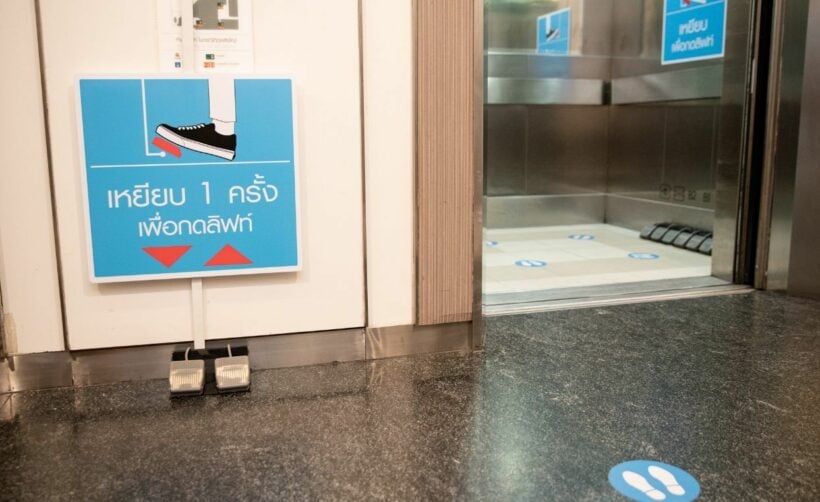 'New normal' seen in shopping malls across Bangkok | News by Thaiger