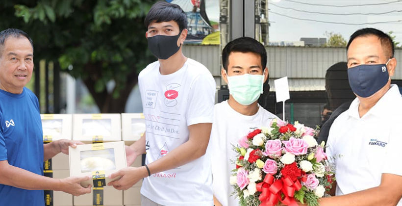 เดินสาย! “บิ๊กอ๊อด” สมยศ อุดหนุนทุเรียน อดิศักดิ์ – เยี่ยมคาร์แคร์ของ “ตัง” สารัช | The Thaiger