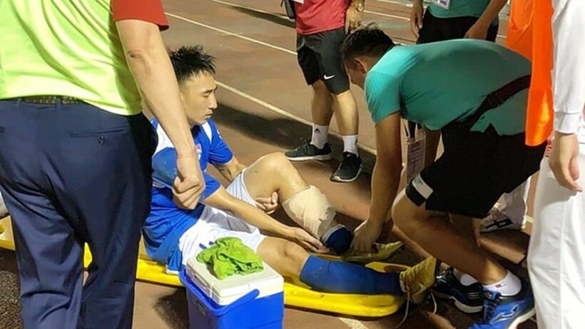 Vụ cầu thủ Hải Huy bị chấn thương: HLV 2 bên đá quả bóng trách nhiệm | News by Thaiger