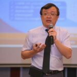 Top epidemiologist warns that vaccination is not a cue to re-open borders | Thaiger